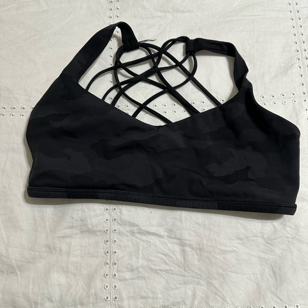 Lululemon Free to Be Sports Bra size 12 Camo Black